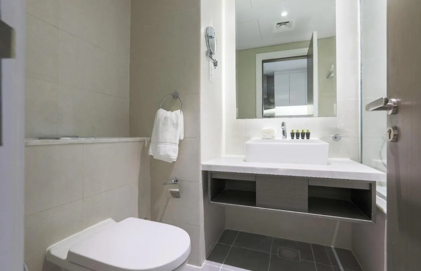 Damac Maison Prive, Business Bay- Gorgeous Studio Dubai Apartment
